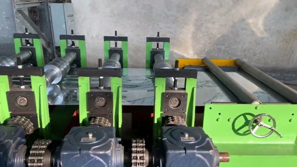 corrugated roll forming machine