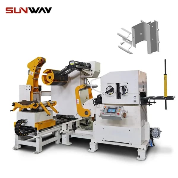 Máquina para fabricar terminales de barandillas de carretera