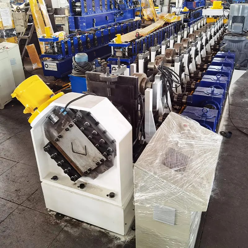 metal roofing machine